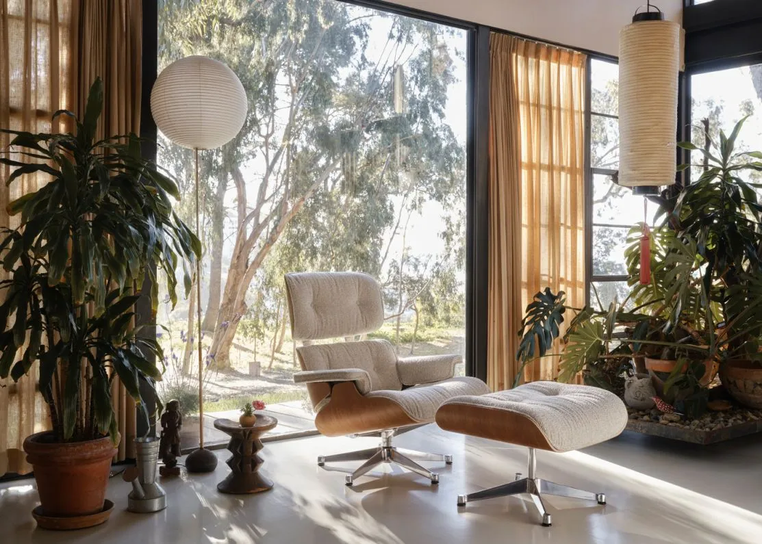 eames lounge chair